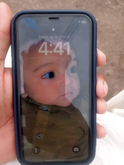 iphone XR MDM Lock 64 GB  96% health