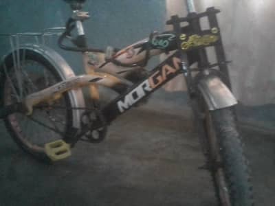 Morgan cycle urgent for sale  03157286286