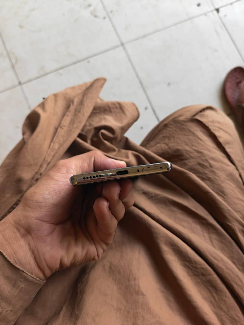 techno camon 40 Pro Plus 6