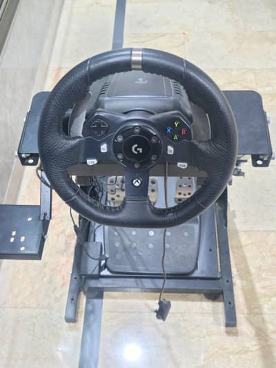 ligitech G920 with stand