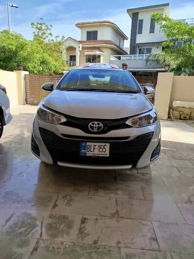 Toyota Yaris GLi CVT 2021