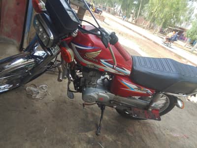 Honda CG 125 2016 – Urgent Sale | Excellent Condition