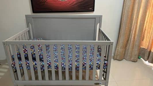 Baby  bed cot zubaidas