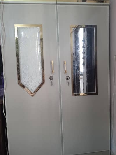 two door wardrobe