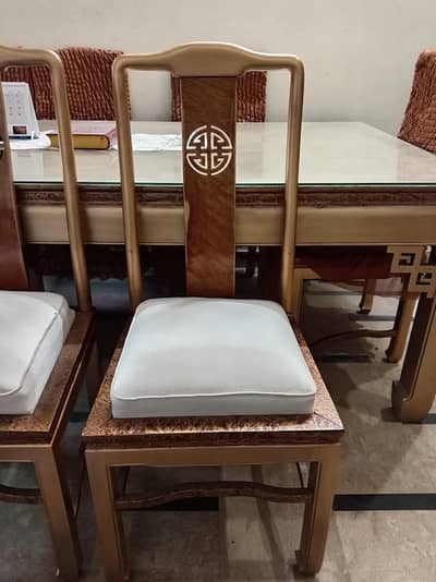 solid wood dining table