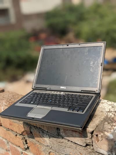 Dell laptop 12000 SSD 128gb