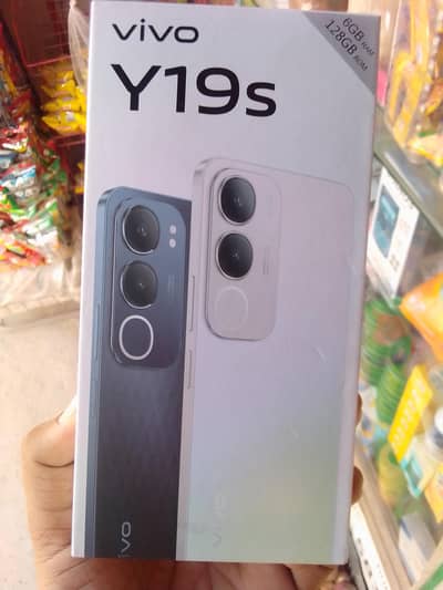 vivo y19s 6-128 urgent sale only32k condition 10/10