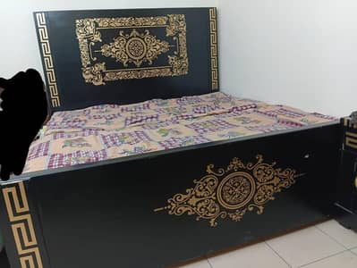 bed set ( wooden)