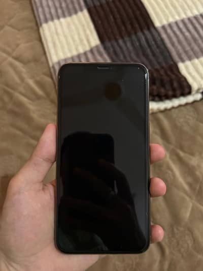 Apple iPhone 11 Pro Max 256 GB, official Pta Approved dual sim,Golden