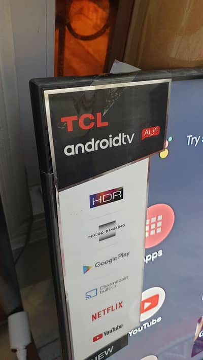 TCL 32" ANDROID Tv Slightly used 1 yr only