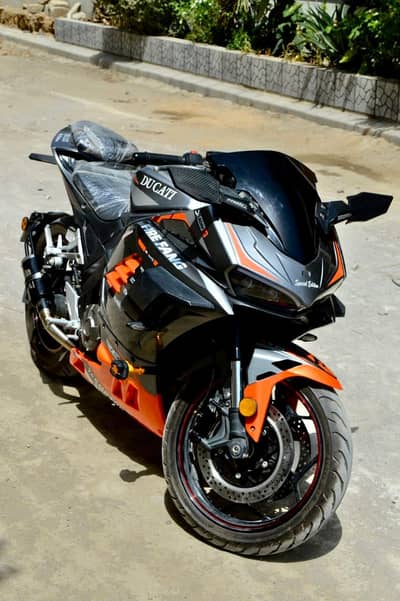 DUCATI GT EDITION 400CC JUST LIKE BRAND NEW