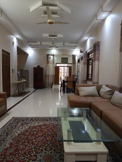 300 sqyd Prime Lease 6 Bedrooms G+1 House for Sale in Gulistan-e-Johar Block 15
