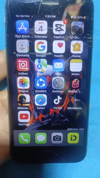 IPhone 8 Non pta All ok phone ha. Re set ni hota.