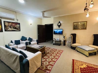 2 bed apartment F-11 perday monthly basis