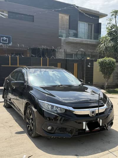 Honda Civic Turbo 2016 Model White Color