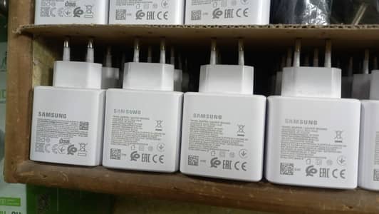 Samsung 45 watss Original Charger.