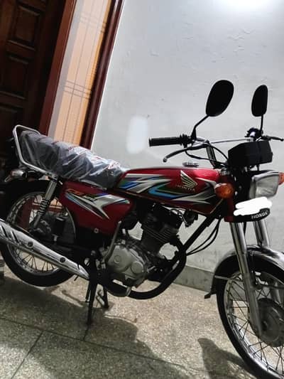 Honda CG 125 | Model 2023 | 8500 KM | HONDA 125 Bike Red Total Genuine