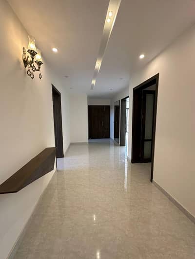 One Kanal First Floor Available For Rent On Main Tipu Boulevard