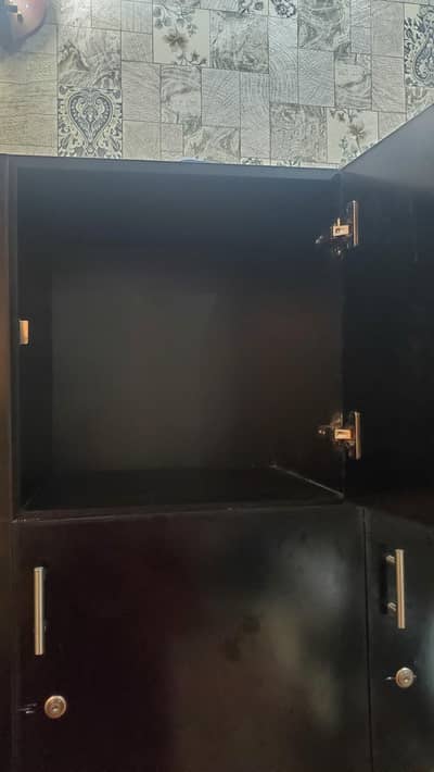 Black Cabinet