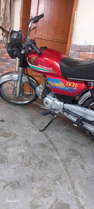 موٹر سائیکل برائے ارجنٹ سیل 03409879850 زیمکو 2021