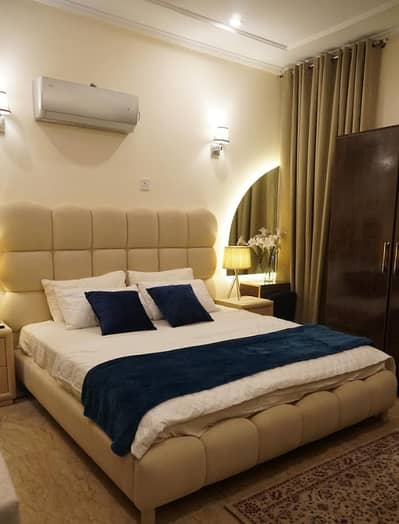 1 Bedroom Luxury Furnished Apartment is Available for Rent in Bahria Town Lahore