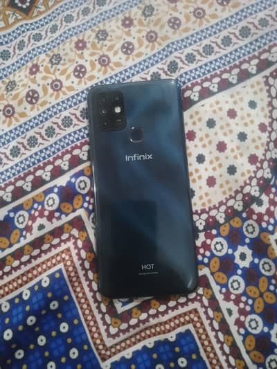 Infinix hot 10 4 gb ram + 64 gb storage