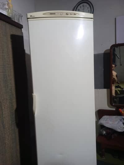 Kuwati Wansa Freezer