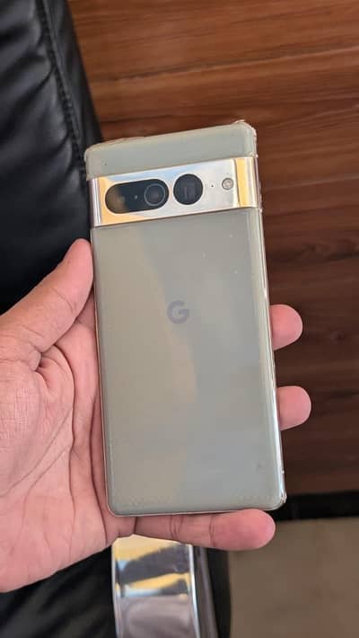 Google Pixel 7 Pro ( condition 10/10)