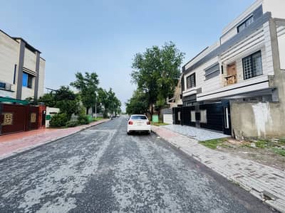 10 Marla Residential Plot For Sale In Tulip Block Bahria Town Lahore