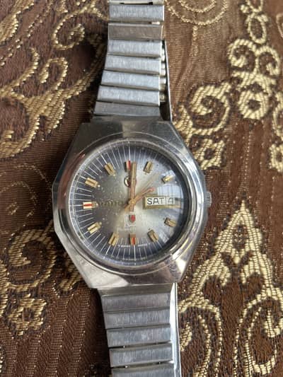 RaDo Vintage Watch Original - Classic Swiss Design