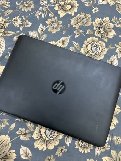 Hp laptop i5 5th