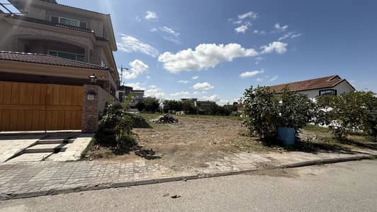 Commanding Height | Panoramic View of Islamabad Hills | Sector C, Street 14a | 1 Kanal Plot for Sale