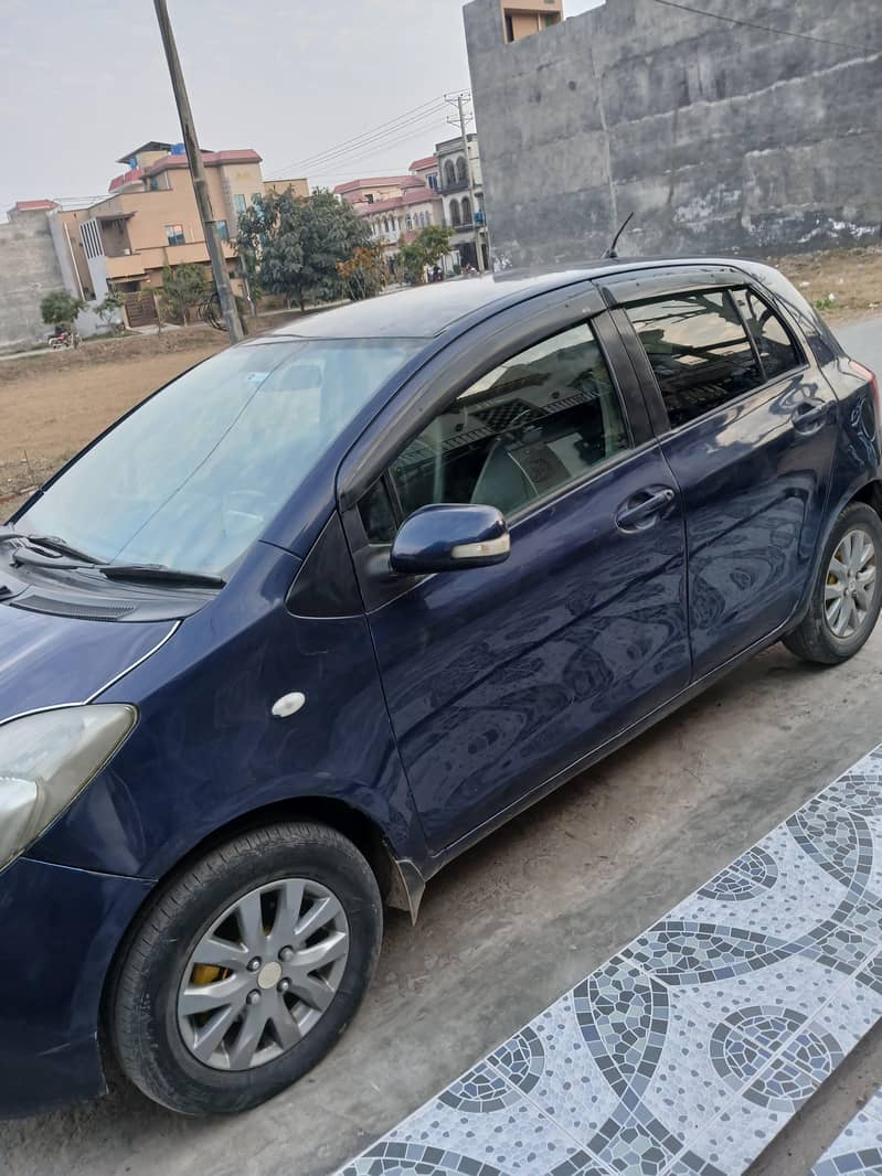 Vitz 10 automatic 1.0 1