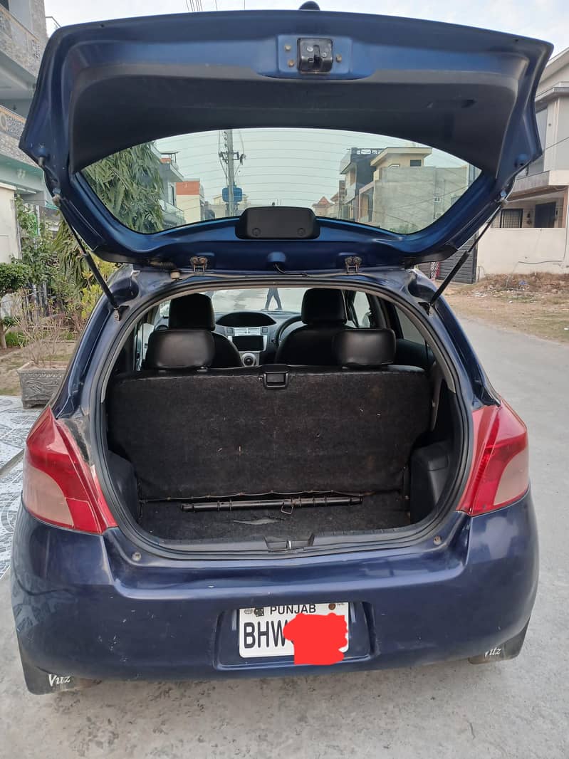 Vitz 10 automatic 1.0 4