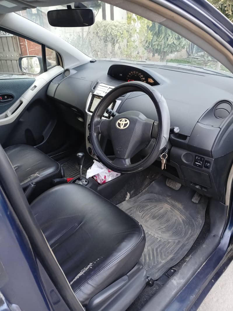 Vitz 10 automatic 1.0 5