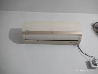 ORIENT 1 Ton AC