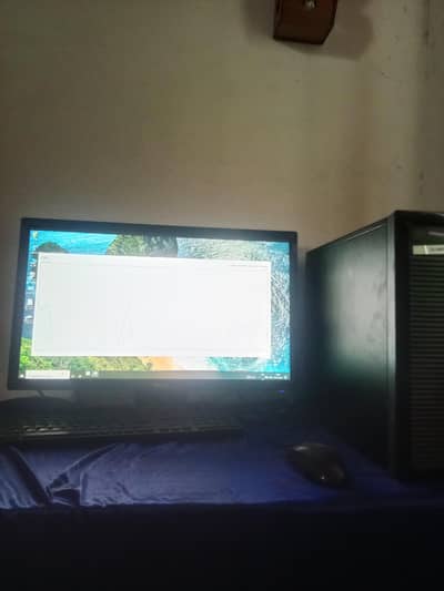 HP Core i5 4th Gen PC + 24" LCD Monitor Bundle! 