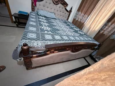 Bed/ Dressing Used Available