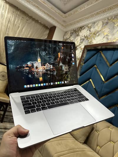 MacBook pro 15-inch, 2017