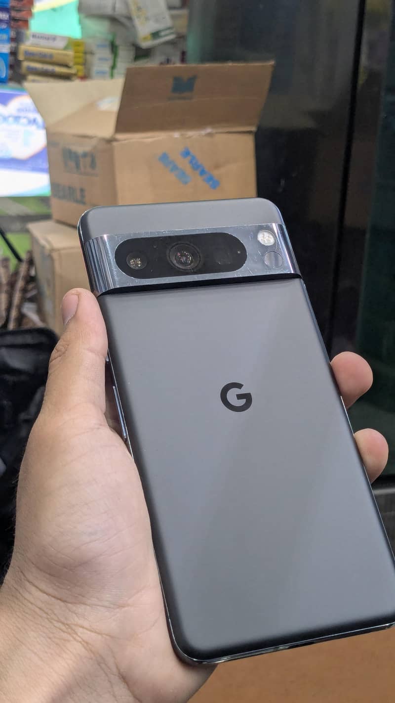 Pixel 8 Pro 0