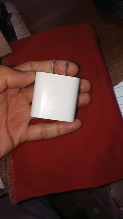 Apple Adopter 20 watt