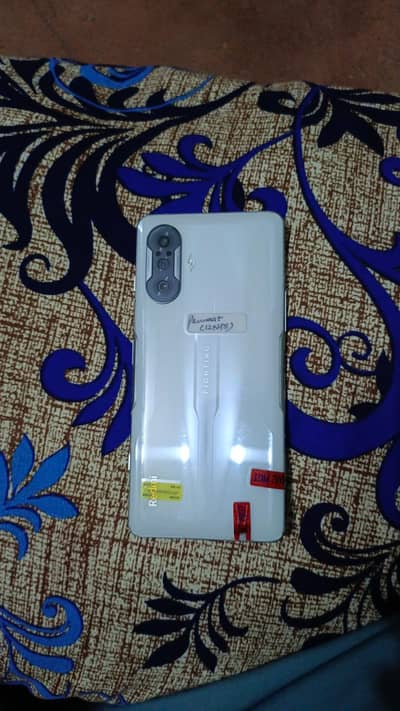 RAM 12+ ROM 256 new phone 2 months use all okay