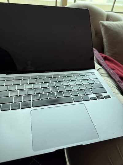 Macbook Air M1 256gb - pristine condition