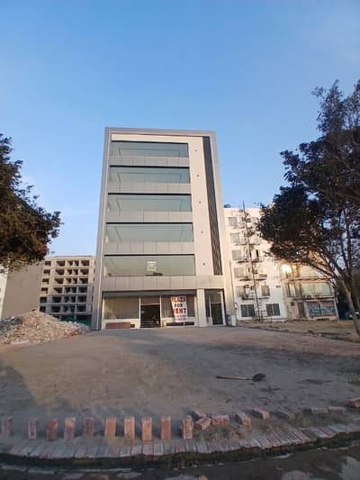 8 Marla 4th Floor For Rent Facing Main Boulevard Hot Location Near Clock Tower