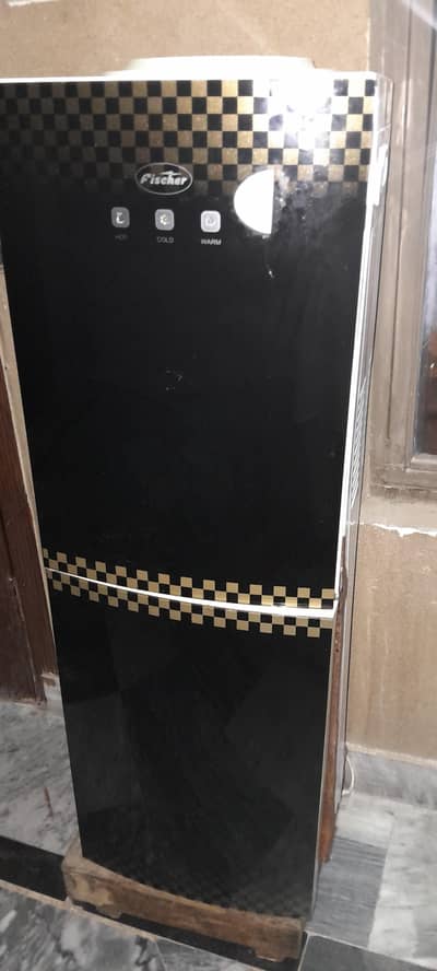 Fischer Water Dispenser in good working condition