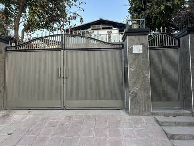 House Is Available For sale In Pakistan Town - Phase 1