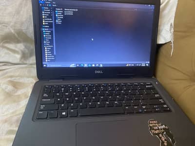 Dell laptop 13-7th generation 4GB Ram 256GB SSD