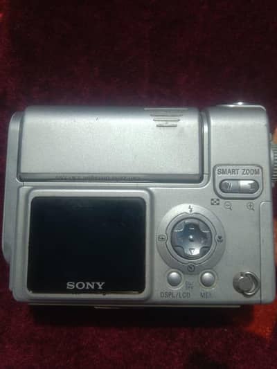 sony 4.0 mega p