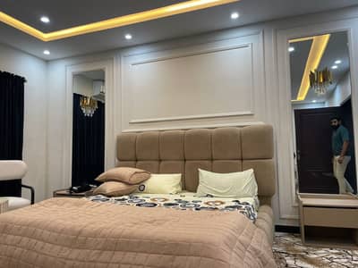 Corner Park Face 18 Marla Fully Furnished Villa