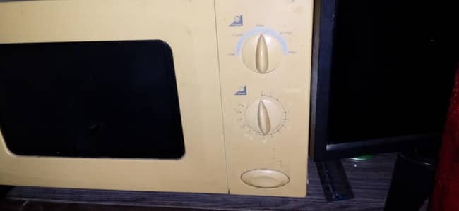 Electric Oven for Sale (Used – Good Condition)